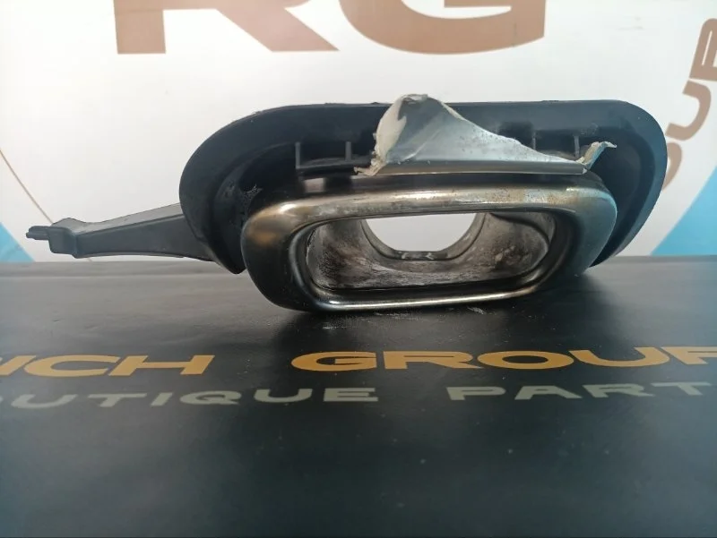 Насадка на глушитель Mercedes-Benz GLA-Class 2015 A1564900227 W156 OM 651 DE 22 LA, задняя правая