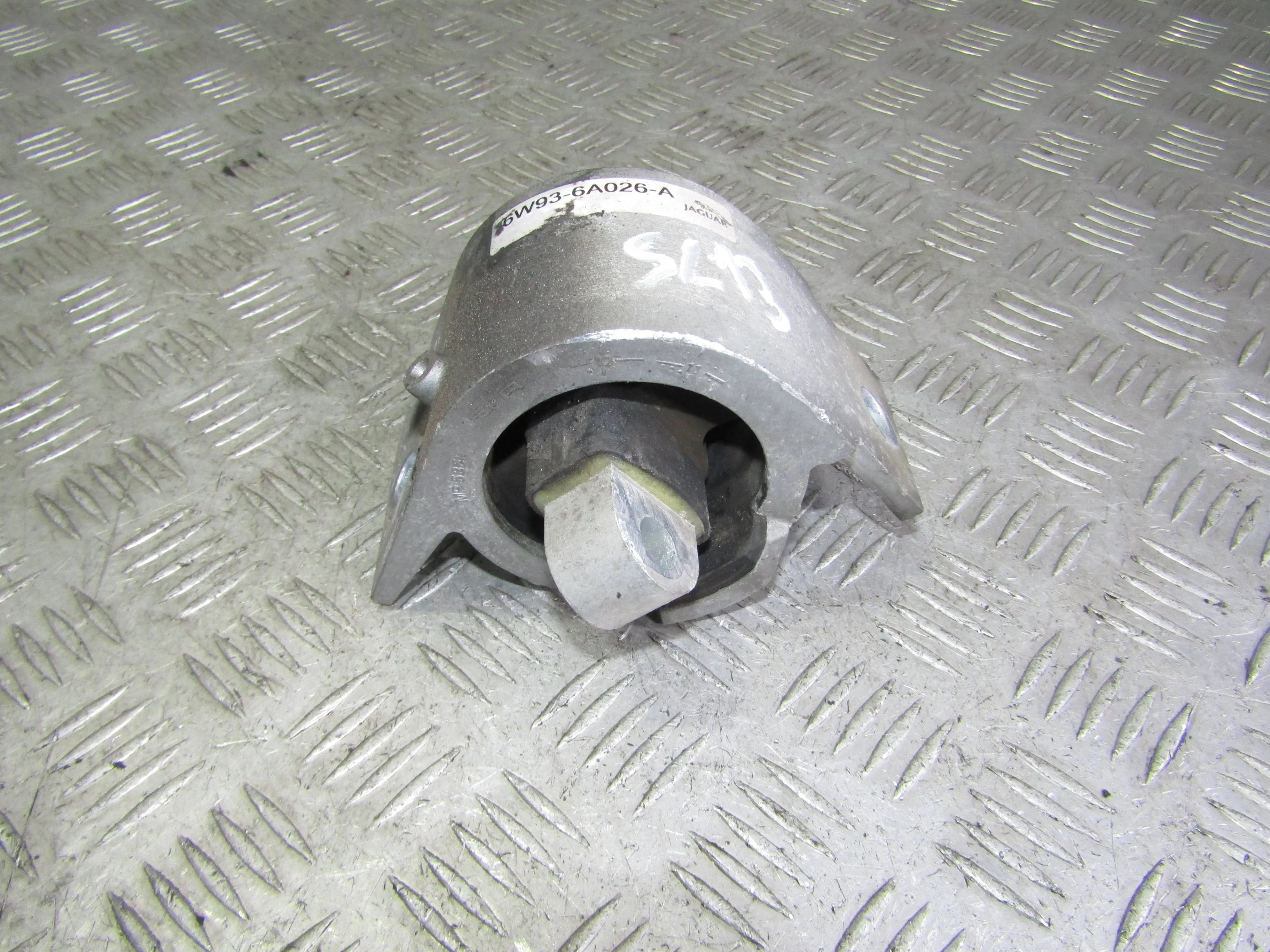 Опора КПП JAGUAR XF I рестайлинг (2011—2015)