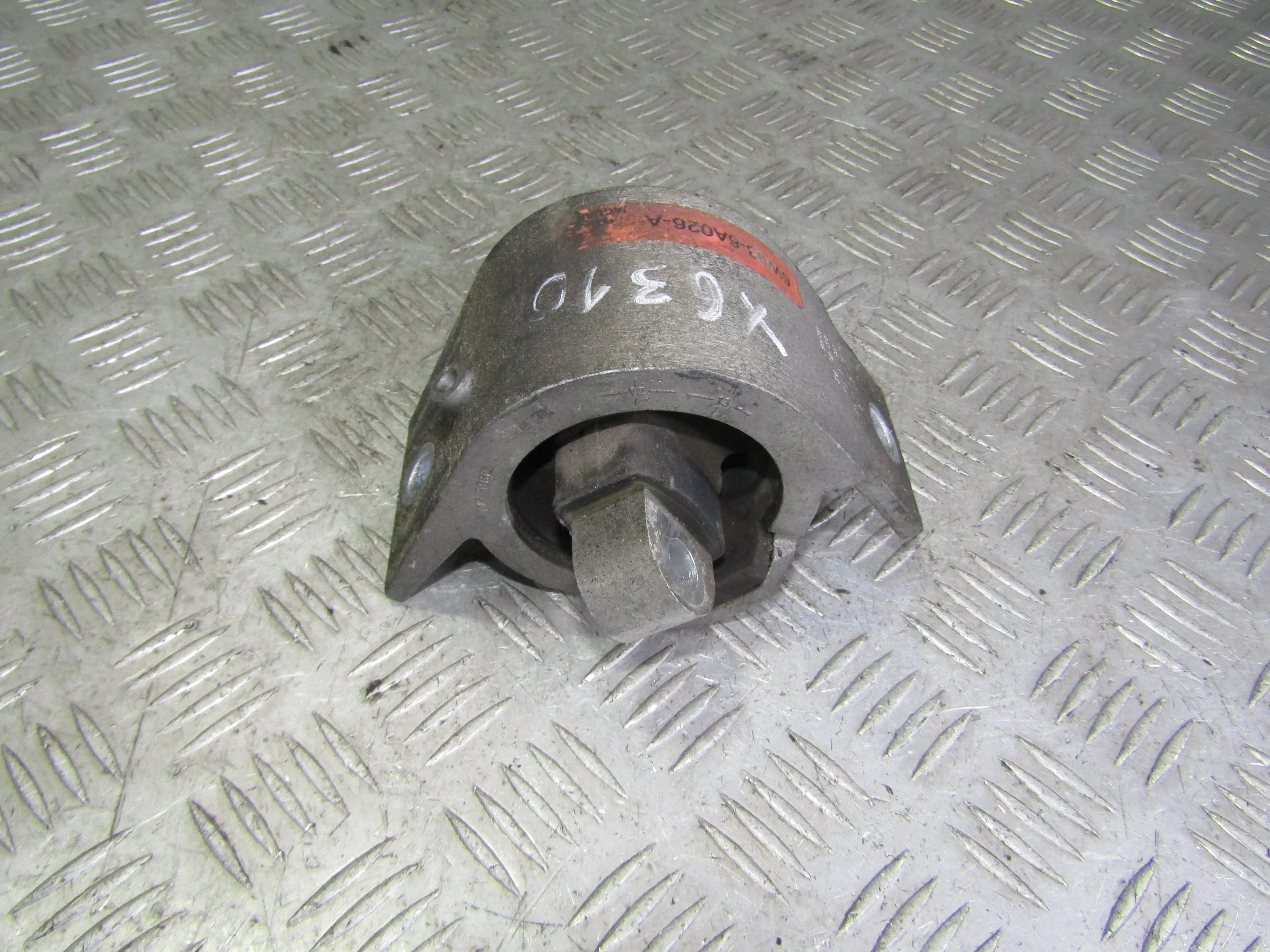 Опора КПП JAGUAR XF I рестайлинг (2011—2015)