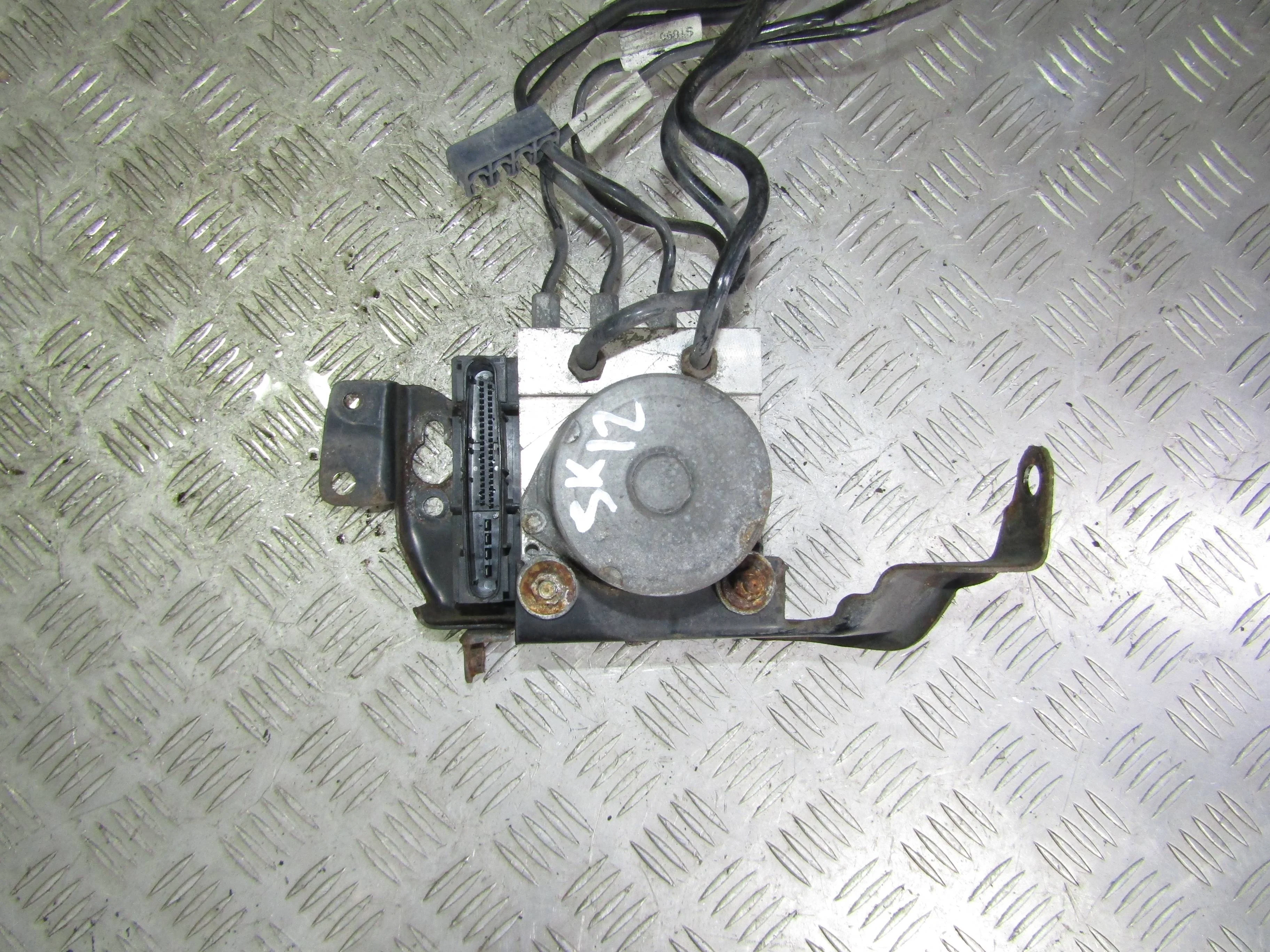 Блок ABS (насос) HONDA Civic VIII (2005—2009)