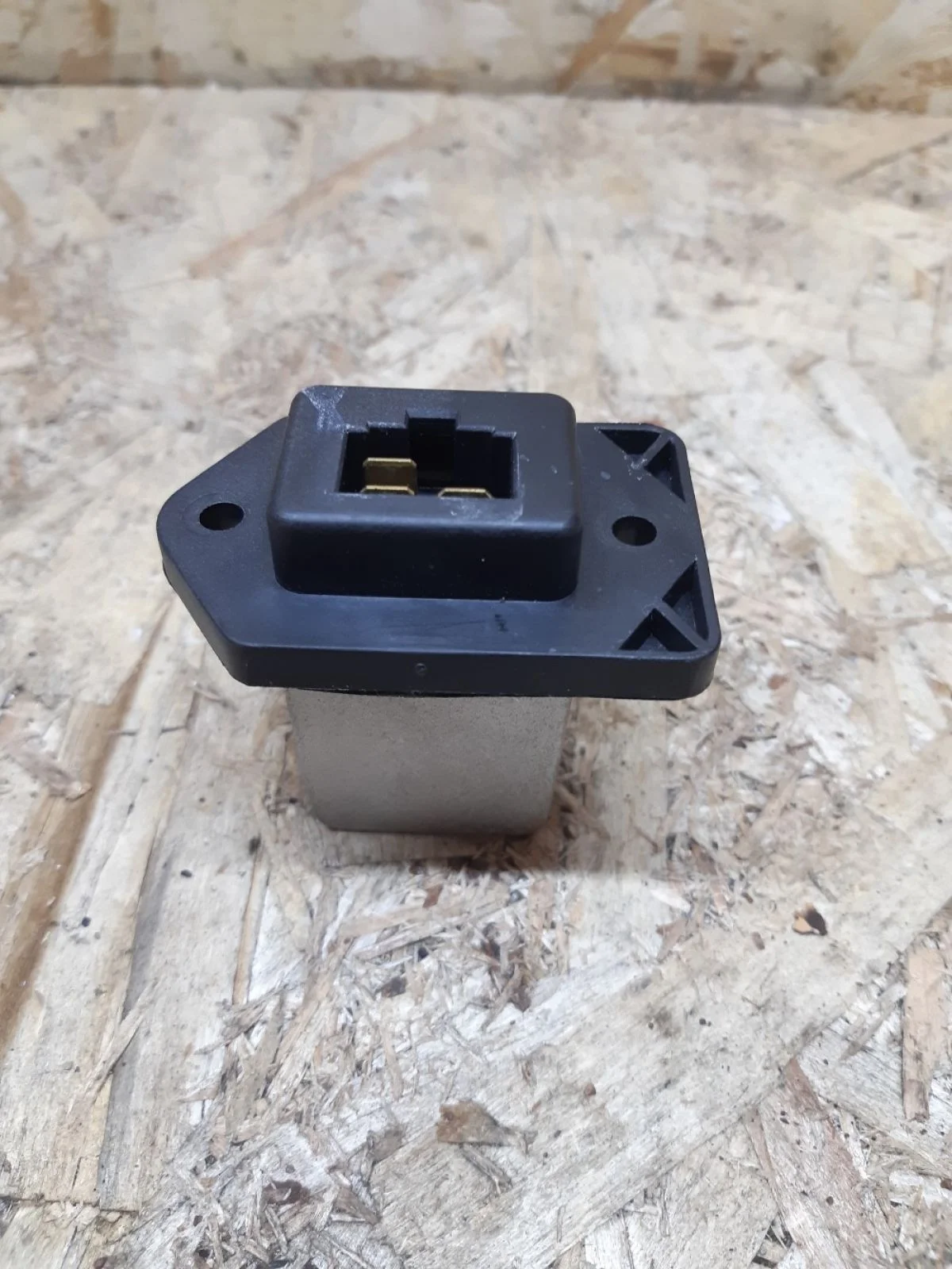 Резистор отопителя Opel Antara I рестайлинг (2010—2017) 2012 черный