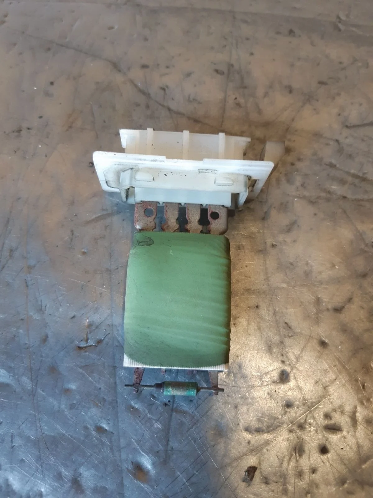 Резистор отопителя Skoda Octavia II рестайлинг (2008—2013) 2010 1Z/F9R