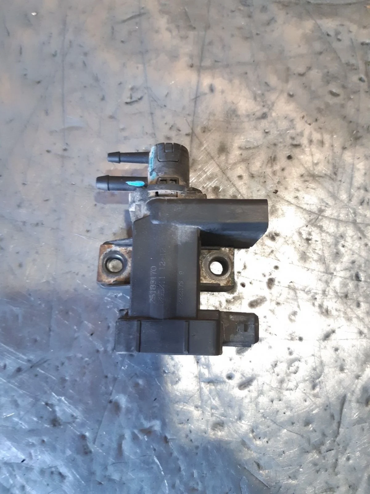 Клапан электромагнитный Opel Antara I рестайлинг (2010—2017) 2012 черный