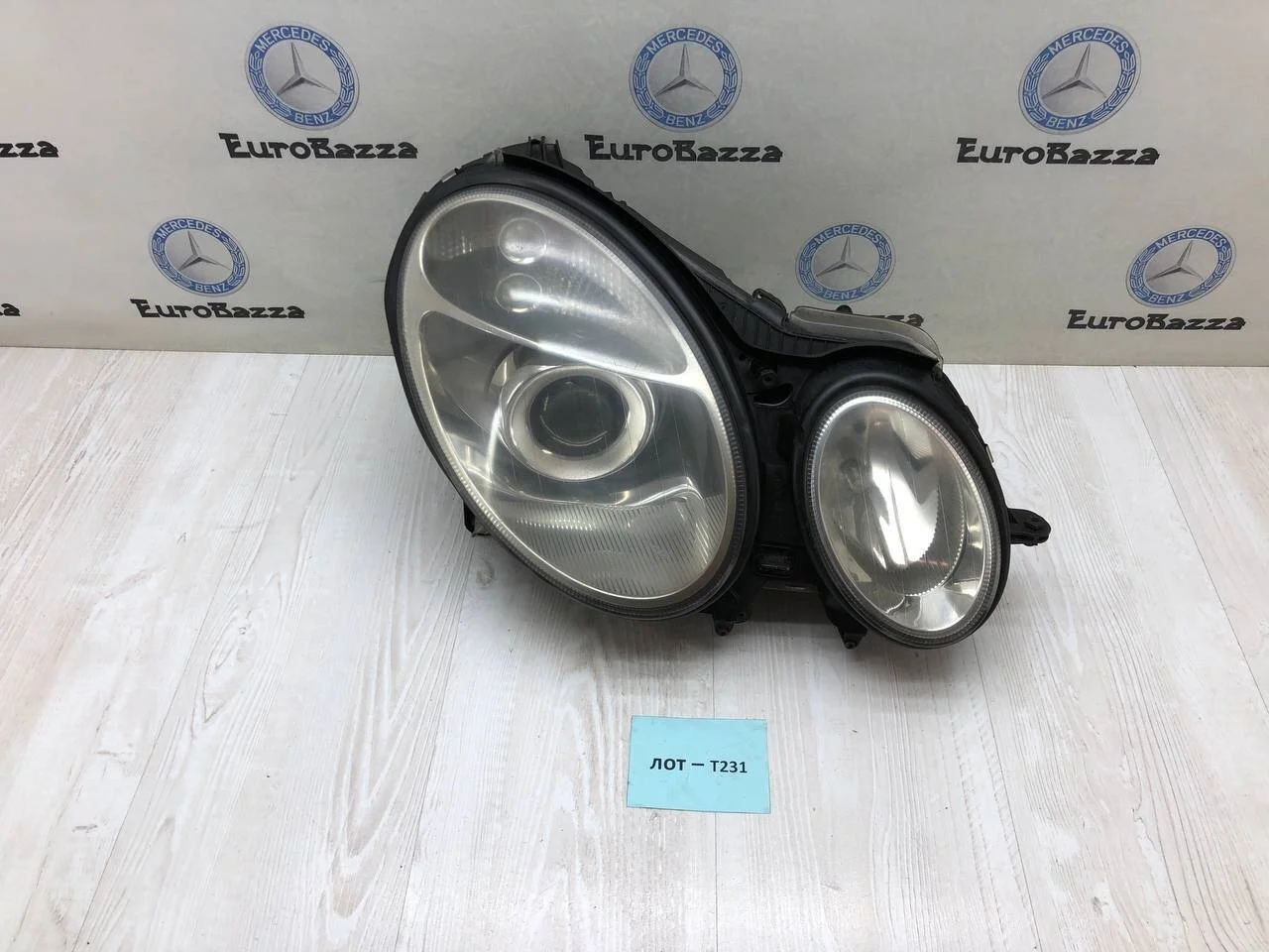Фара Mercedes W211 Ксеноновая