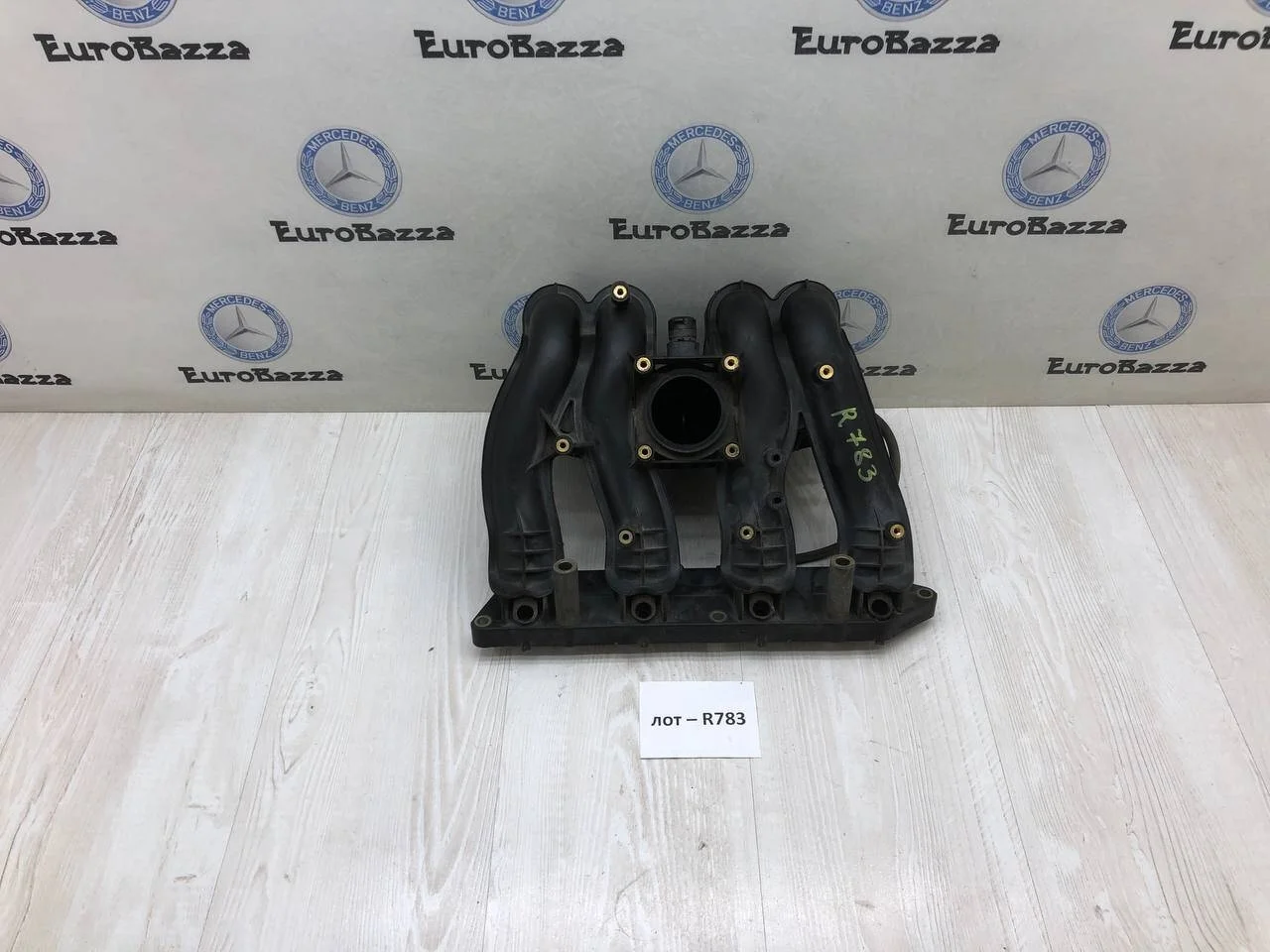 Впускной коллектор Mercedes М111