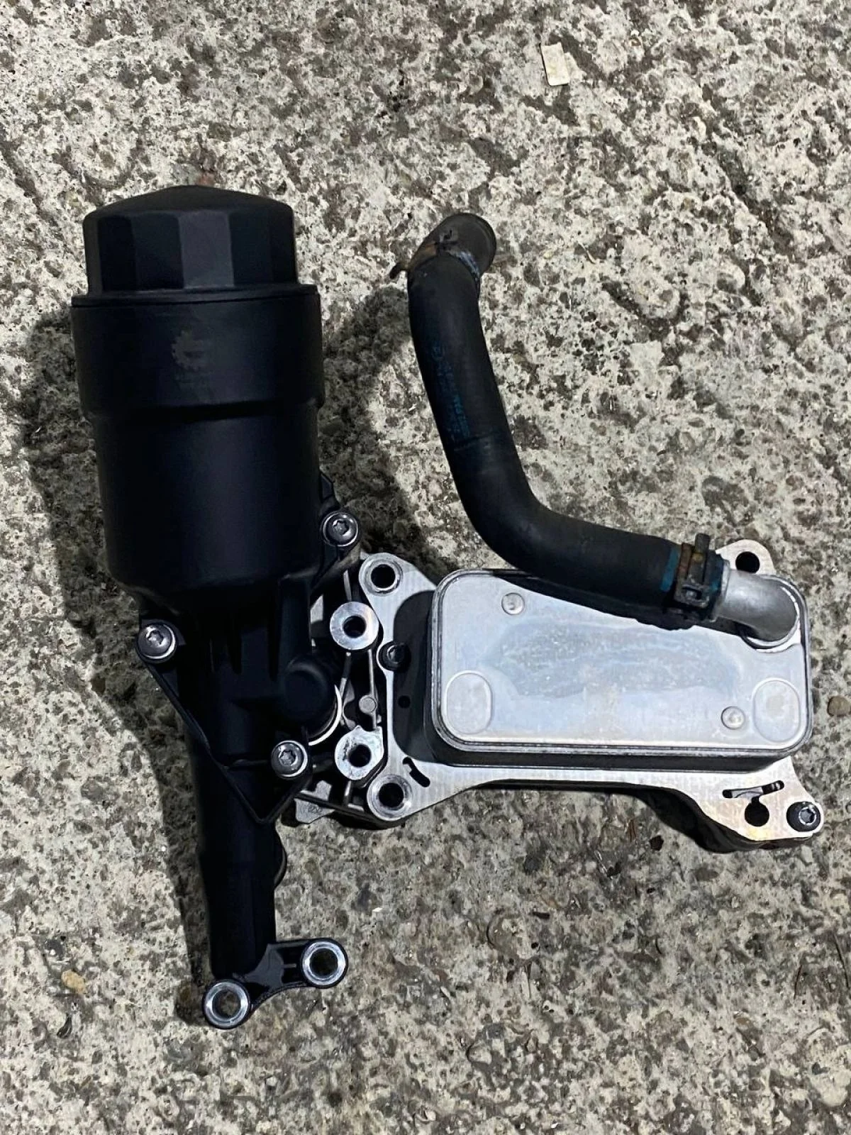 Корпус масляного фильтра стакан Mercedes OM651