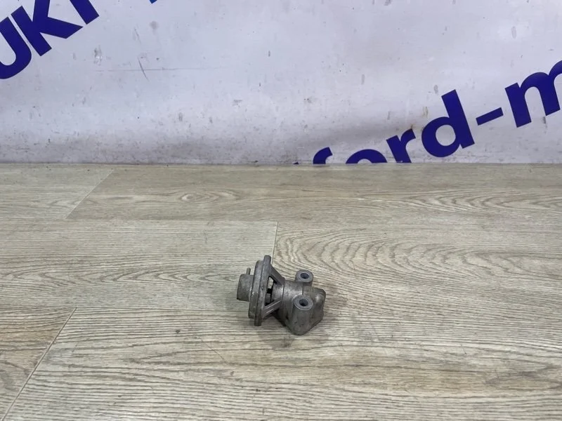 Клапан егр Mitsubishi Pajero 2002 V43W