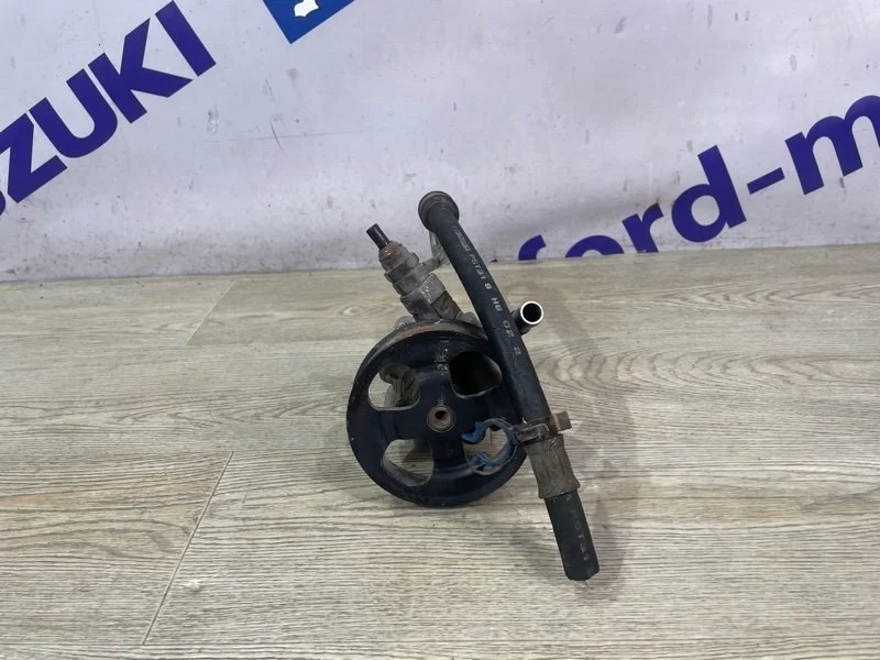 Насос гидроусилителя руля Mitsubishi Pajero 2009 V93W