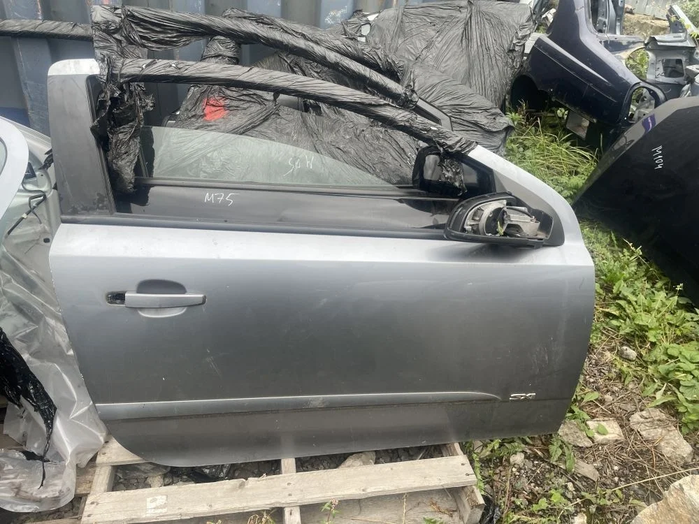 дверь правая opel astra H GTC