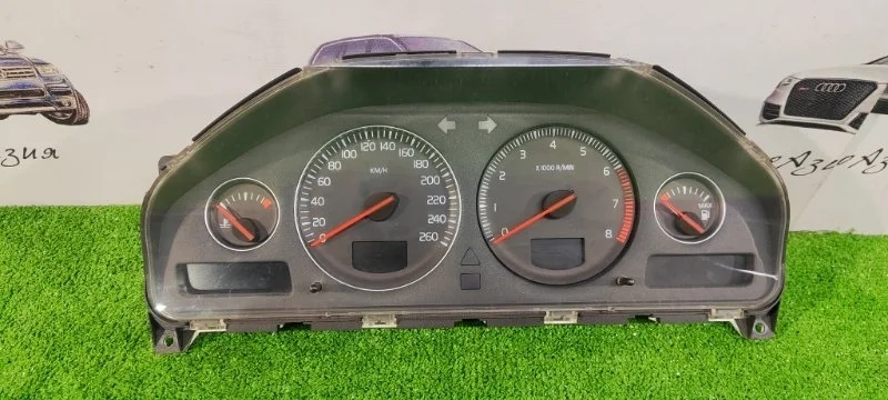 Панель / Щиток приборов Volvo Xc90 36050545 C