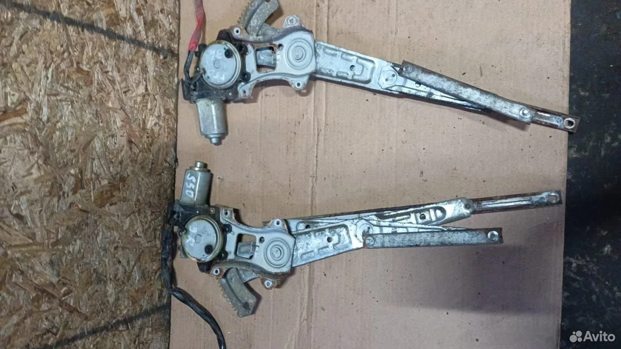 Стеклоподъемник задний инфинити fx35 fx45 s50