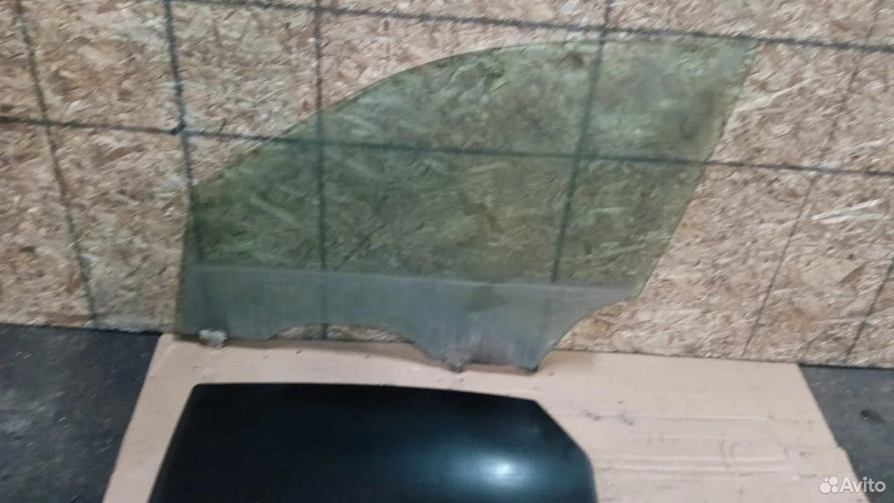 Стекло двери инфинити fx35 fx45 s50