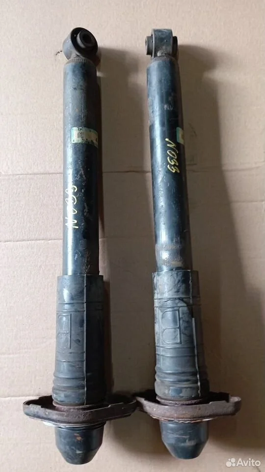 Амортизатор задний Инфинити FX35 FX37 S51 QX70