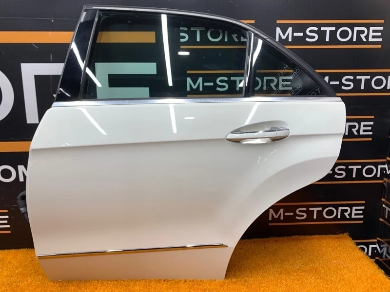 Дверь Mercedes-Benz E-Class 2010 A2127300105 W212 272.980, задняя левая
