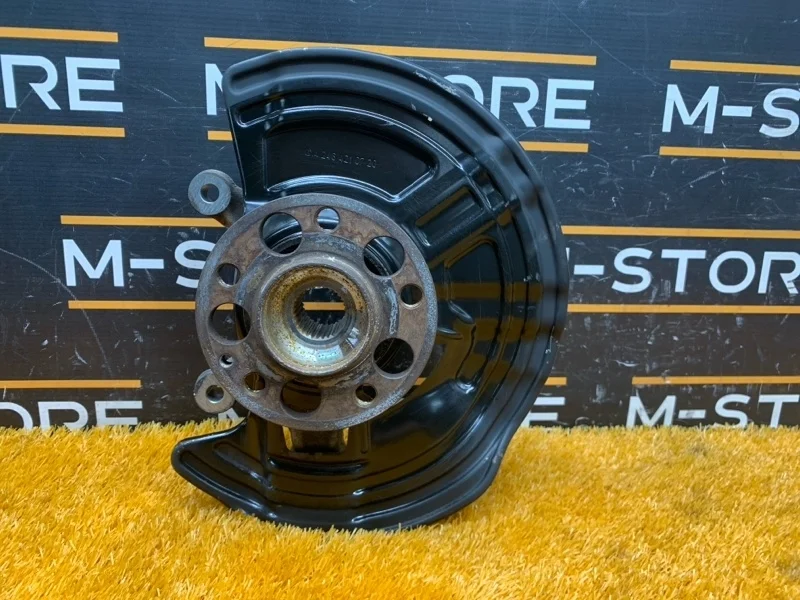 Ступица Mercedes-Benz Cla-Class 2015 A2463320100 X117 270.910, передняя левая