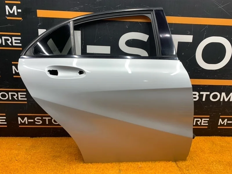 Дверь Mercedes-Benz A-Class 2013 A1767300205 W176 270.910, задняя правая