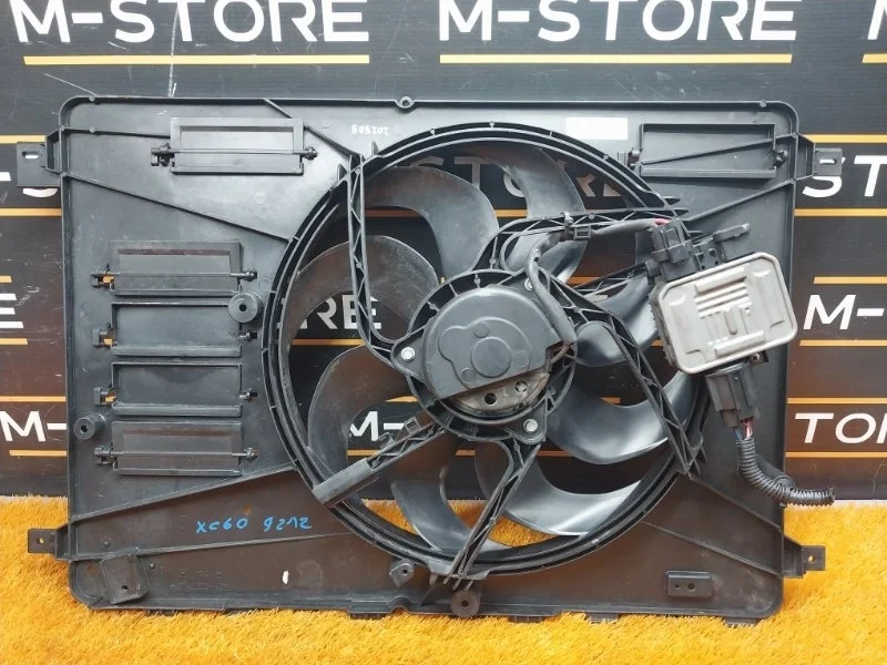 Вентилятор радиатора Volvo Xc60 2013 31293778 DZ47 B4204T7