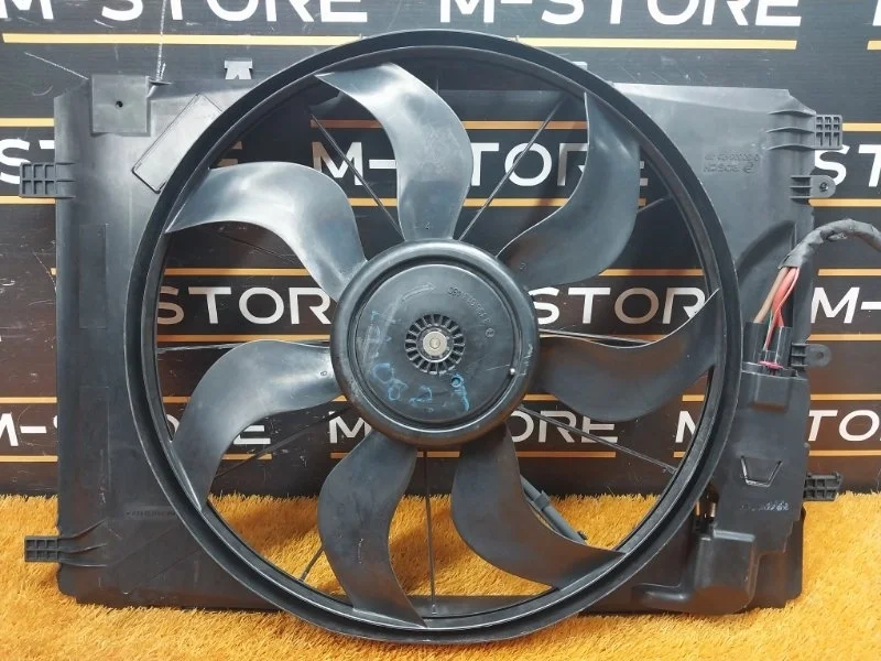 Вентилятор радиатора Mercedes-Benz Gla-Class 2014 A2465000064 X156 270.920