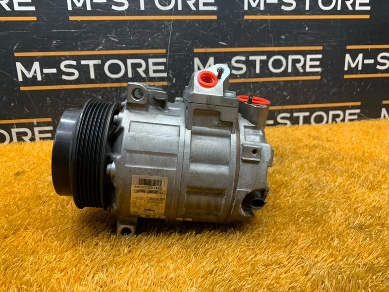Компрессор кондиционера Mercedes-Benz C-Class 2008 A0022304511 W204 271.860