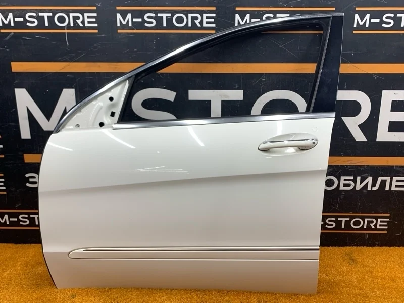 Дверь Mercedes-Benz R-Class 2006 A2517200905 W251 272.967, передняя левая