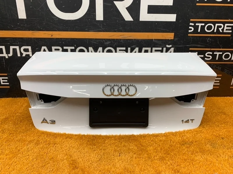 Крышка багажника Audi A3 2014 8V5827025D 8V CXSA