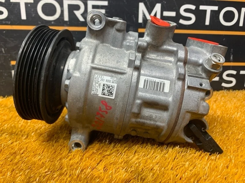 Компрессор кондиционера Audi A5 2013 8T0260805E 8T CDNC