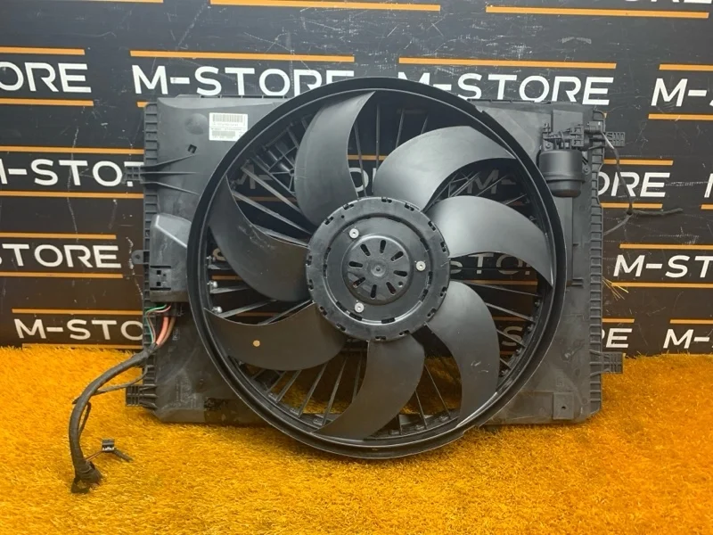 Вентилятор радиатора Mercedes-Benz B-Class 2012 A2045000493 W246 270.910