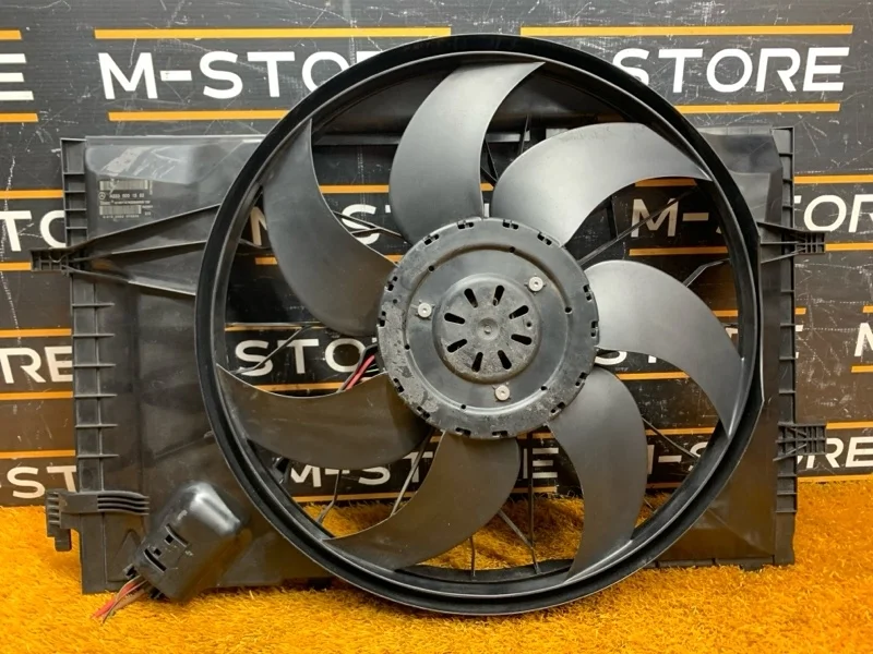 Вентилятор радиатора Mercedes-Benz C - Class A2035001593 W203 271.946