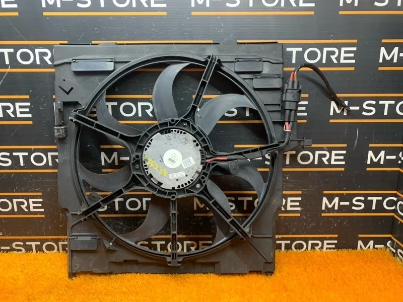 Вентилятор радиатора Bmw X5 2009 7796572 E70 N52B30A