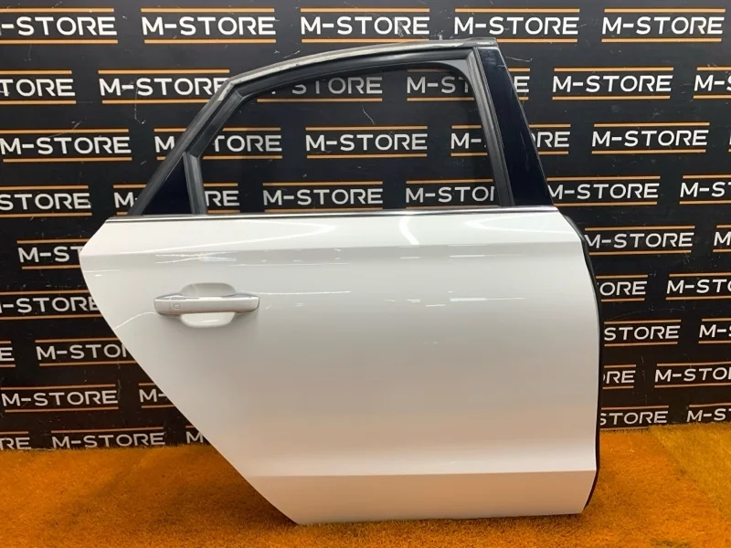 Дверь Audi A8 2013 4H0833052C 4H/D4 CEUA, задняя правая