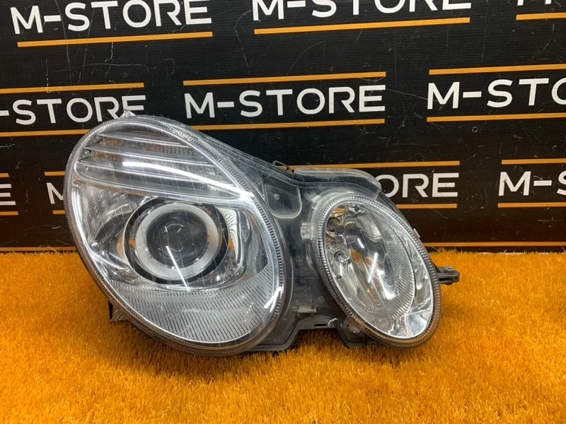 Фара Mercedes-Benz E-Class 2007 A2118205261 W211 272.943, правая