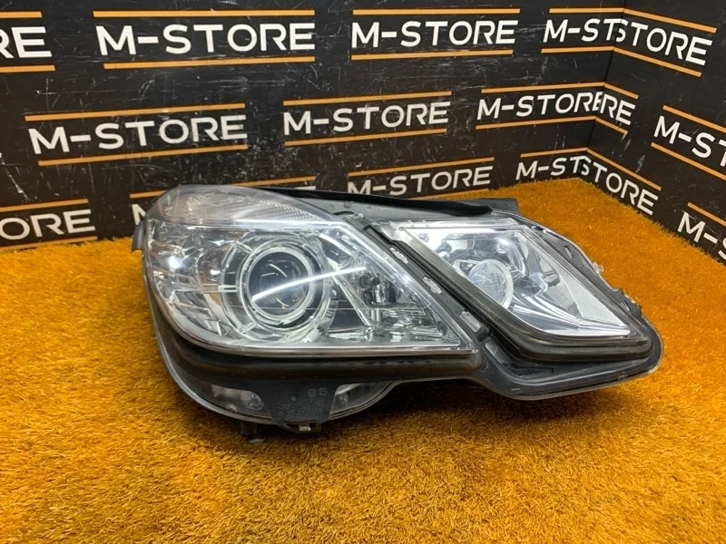 Фара Mercedes-Benz E-Class 2009 A2128205061 W212 272.952, правая