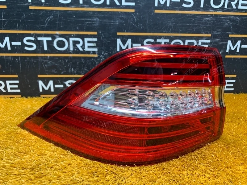 Фонарь задний Mercedes-Benz M-Class 2013 A1669063301 W166 276.955, левый