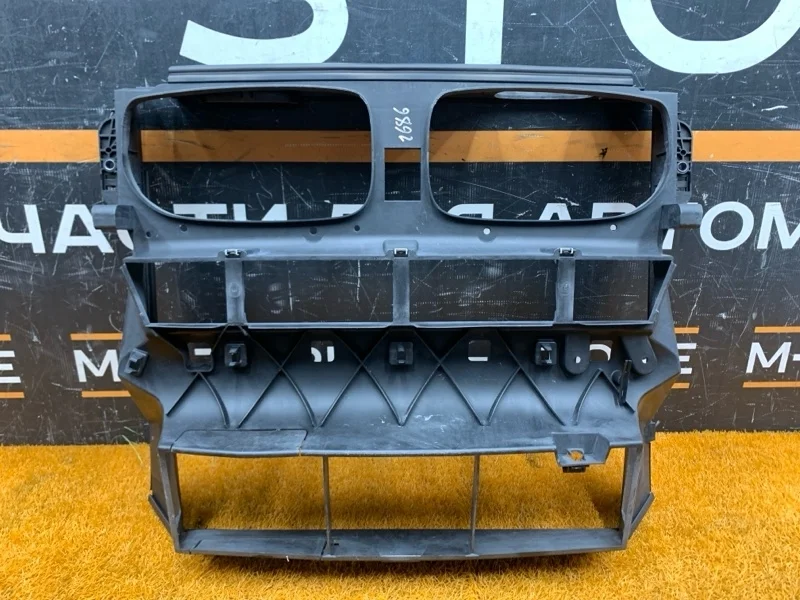 Рамка радиатора Bmw X5 2011 51647222952 E70 N55B30A