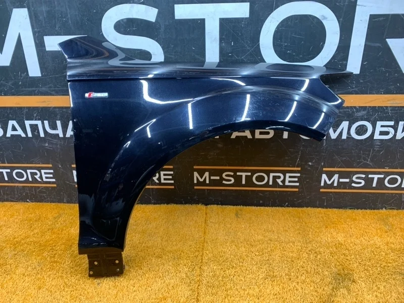 Крыло Audi Q7 2011 4L0821102 4LB CJTC, переднее правое