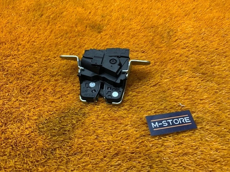 Замок багажника Mercedes-Benz Glk-Class 2008 A2047400635 X204 272.948