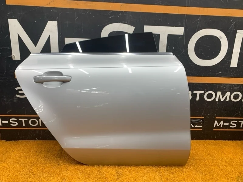 Дверь Audi A7 2011 4G8833052A C7/4G CGWB, задняя правая