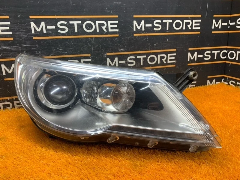 Фара Volkswagen Tiguan 2010 5N2941032J 5N CAWA, правая