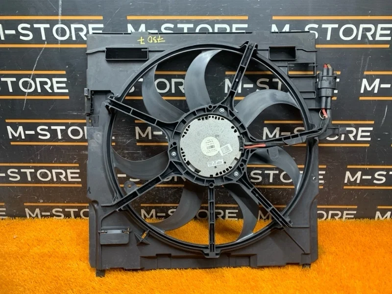 Вентилятор радиатора Bmw X5 2008 17428618242 E70 N52B30A