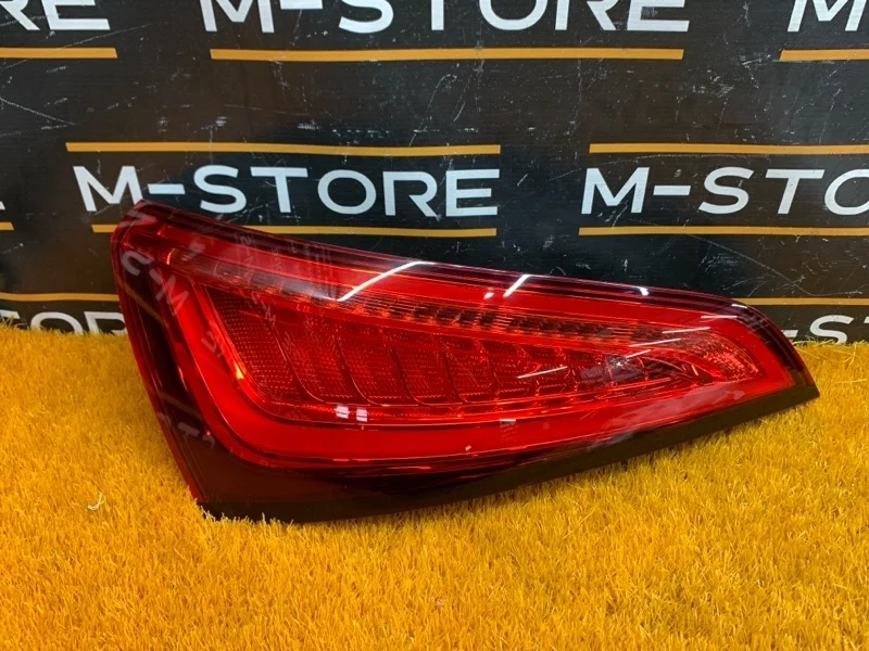 Фонарь задний Audi Q5 2015 8R0945093C 8R CNCD, левый