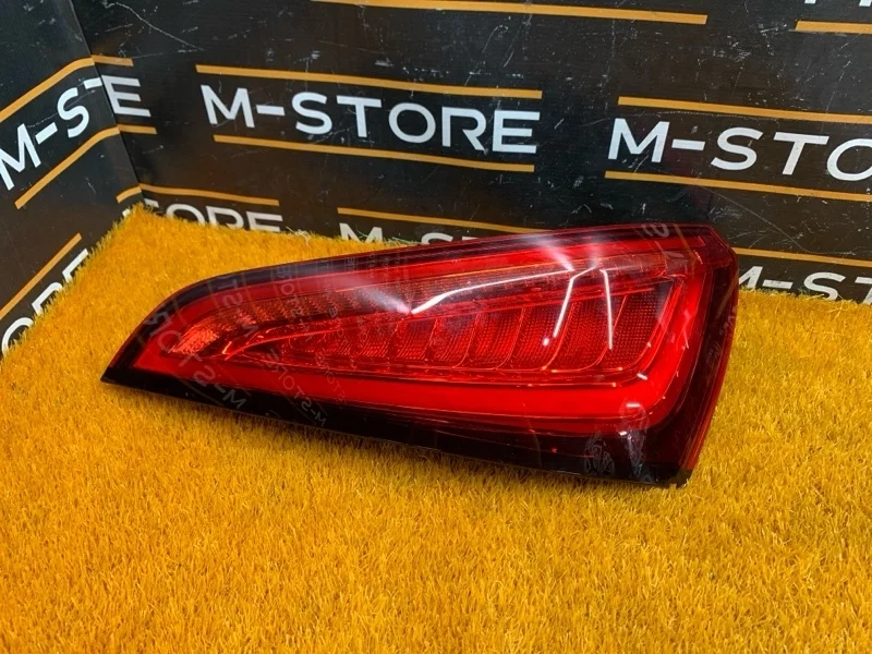 Фонарь задний Audi Q5 2015 8R0945094C 8R CNCD, правый