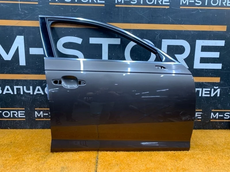 Дверь Audi A4 2016 8W0831052 B9/8W CVKB, передняя правая