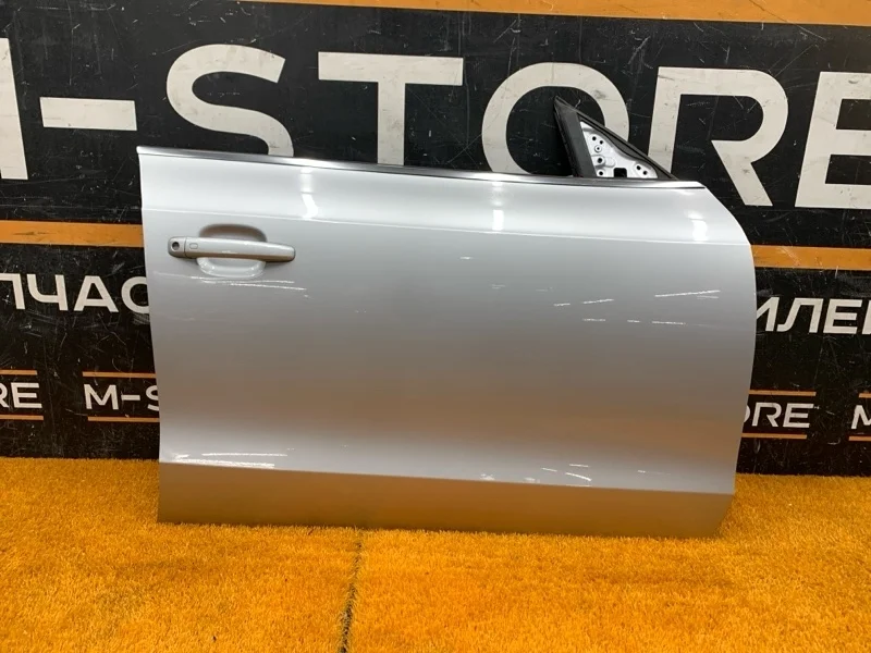 Дверь Audi A5 2010 8T8831052C 8T CDN, передняя правая