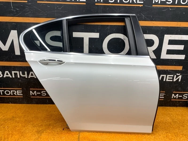 Дверь Bmw 7-Series 2009 41525A2A392 F01 N63B44A, задняя правая