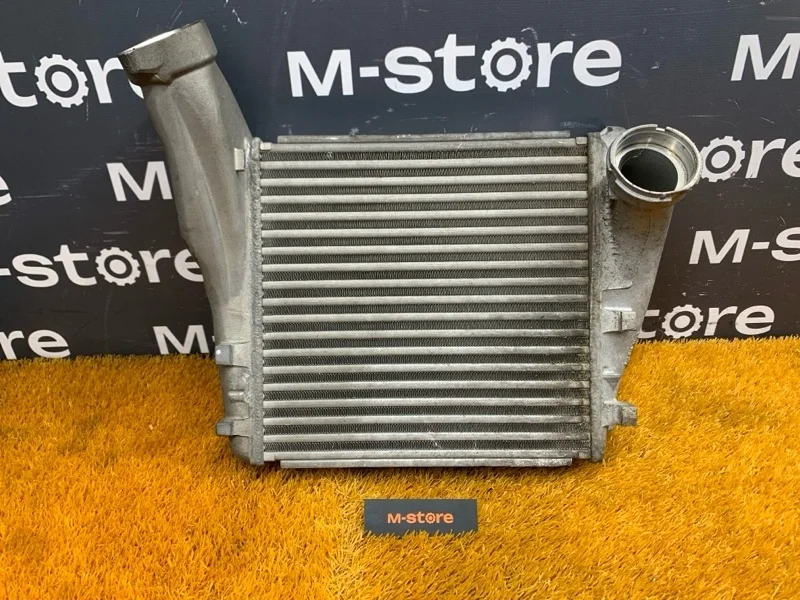 Интеркулер Porsche Cayenne 2007 7L5145803C 957 4851