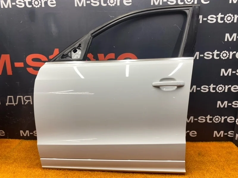 Дверь Audi Q5 2013 8R0831051E 8R CNCD, передняя левая