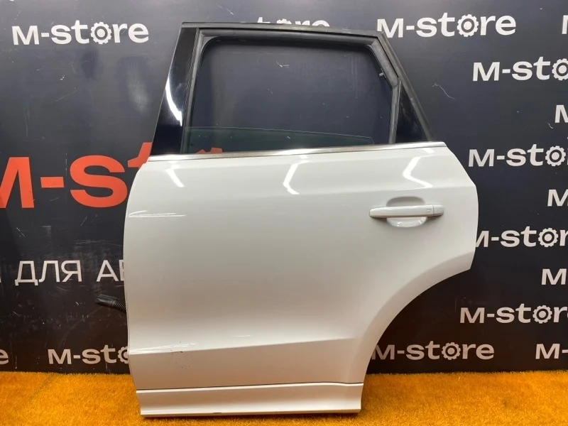 Дверь Audi Q5 2013 8R0833051B 8R CNCD, задняя левая