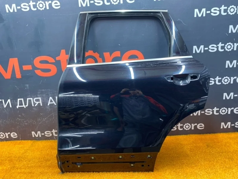 Дверь Volkswagen Touareg 2011 7P0833055 7P CGRA, задняя левая