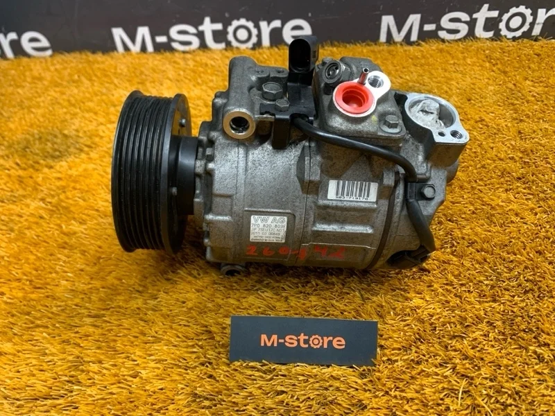 Компрессор кондиционера Volkswagen Touareg 2011 7P0820803E 7P CGRA