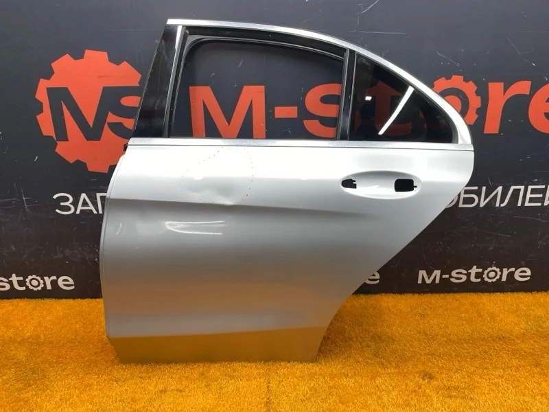 Дверь Mercedes-Benz C-Class 2014 A2057300105 W205 274.920, задняя левая